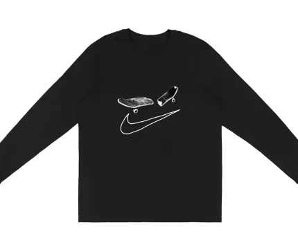 Nike Black Longsleeve T-Shirt